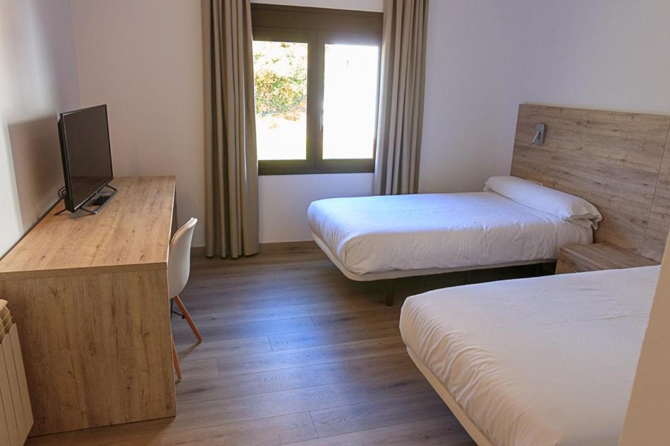 Hostal La Guineu Viladrau Esterno foto